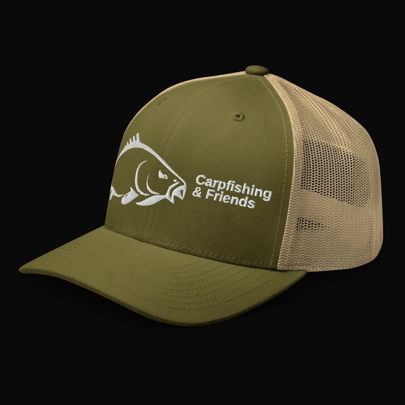 Gorra trucker verde y caqui Carpfishing & Friends, vista frontal